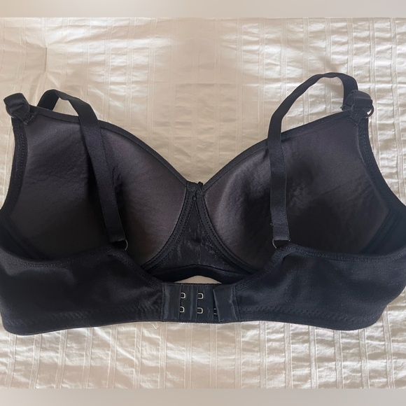 Clovia Black Bra 34B Wireless Made In India - Picture 2 of 4
